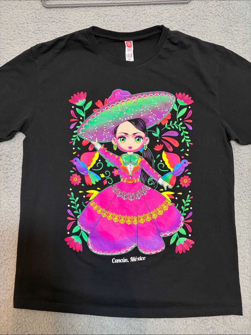 Mexican Doll print Adult T-shirt, Black-size Large women’s